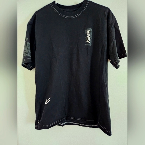 Nike Tee - Men's Loose fit tee, size M - Picture 1 of 4
